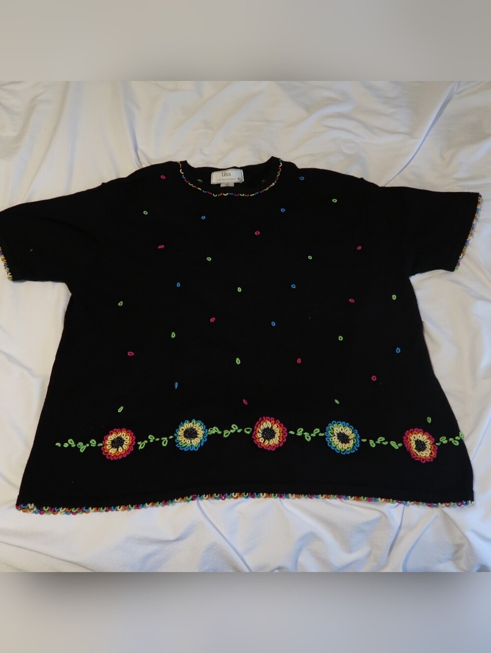 VTG LISA INTERNATIONAL SHORT SLEEVE TOP